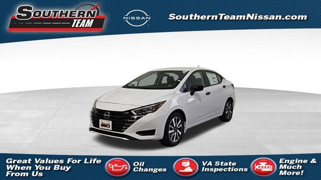 Photo of 2025 Cloud White Nissan Versa