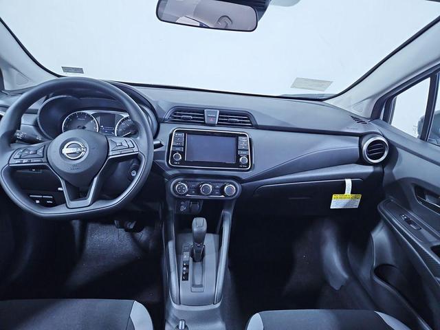 Photo of 2025 Cloud White Nissan Versa
