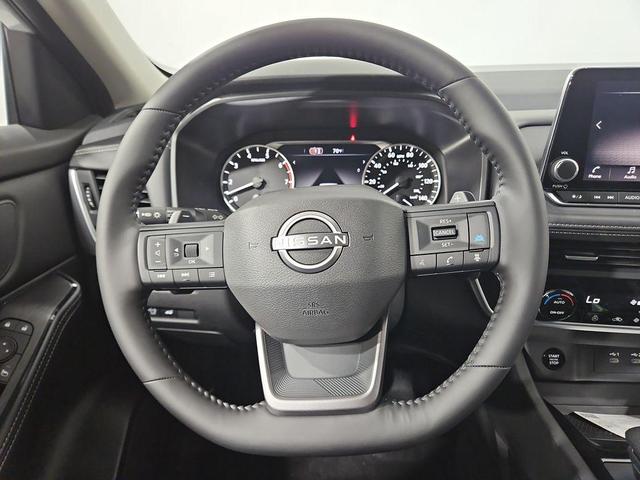 Photo of 2026 Everest White P Nissan Rogue