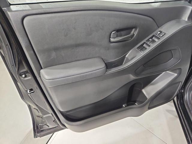 Photo of 2022 Black Nissan Frontier