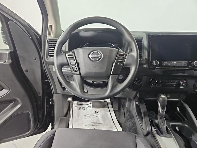 Photo of 2022 Black Nissan Frontier