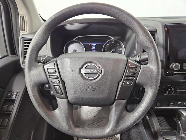 Photo of 2022 Black Nissan Frontier