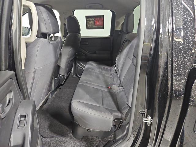 Photo of 2022 Black Nissan Frontier