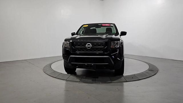 Photo of 2022 Black Nissan Frontier