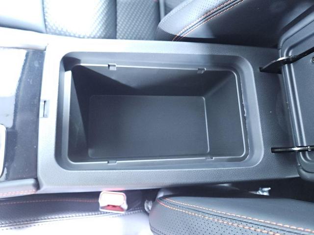 Photo of 2025 Black Nissan Altima