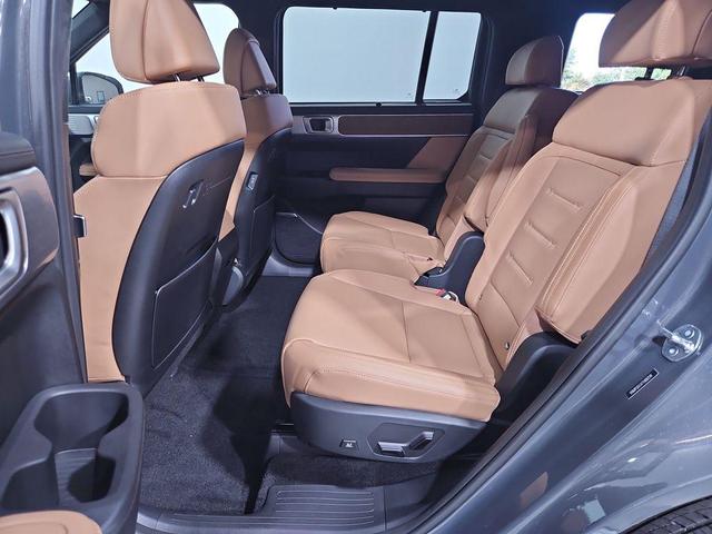 Photo of 2026 Gray Hyundai SANTA FE HEV