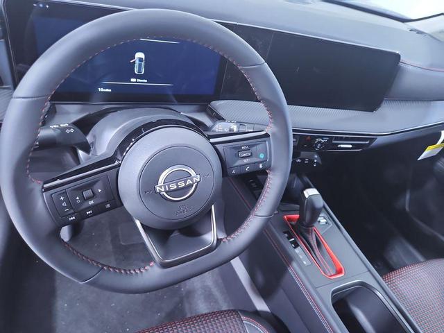 Photo of 2025 Canyon Bronze M Nissan Kicks