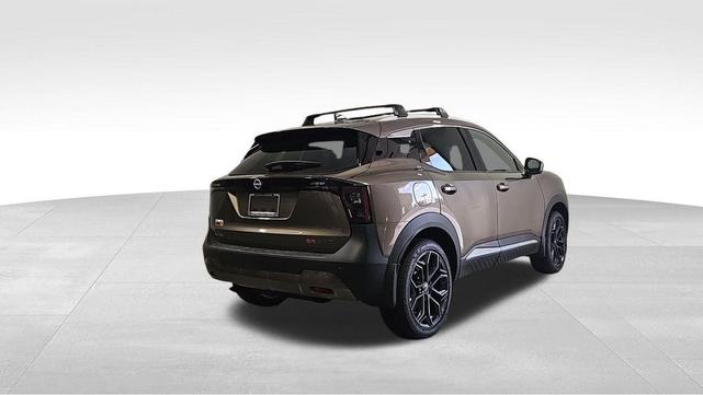 Photo of 2025 Canyon Bronze M Nissan Kicks