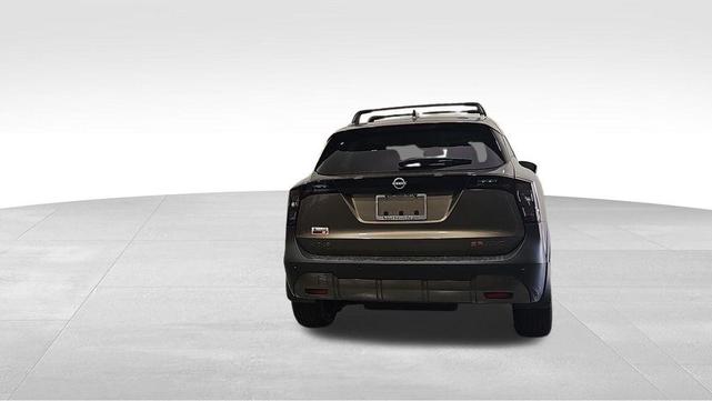 Photo of 2025 Canyon Bronze M Nissan Kicks