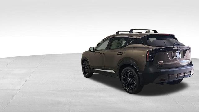 Photo of 2025 Canyon Bronze M Nissan Kicks