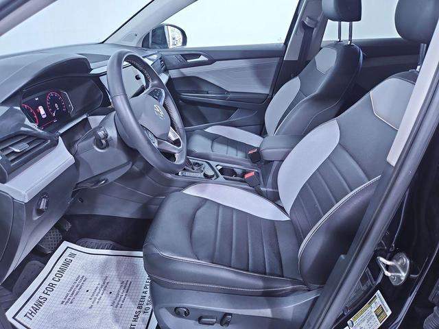 Photo of 2024 Deep Black Pearl Effect Volkswagen Taos