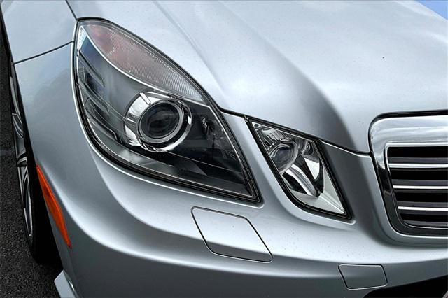 Photo of 2012 Silver Mercedes-Benz E-Class