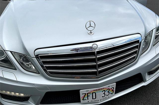 Photo of 2012 Silver Mercedes-Benz E-Class