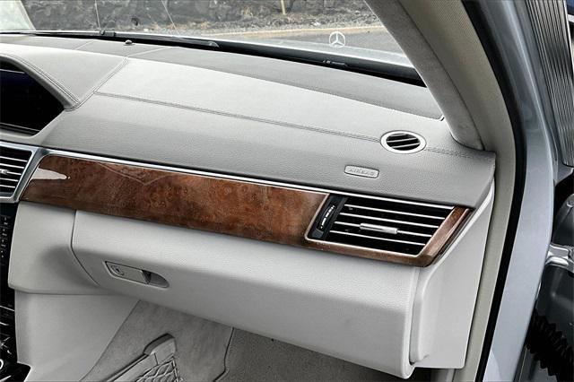 Photo of 2012 Silver Mercedes-Benz E-Class