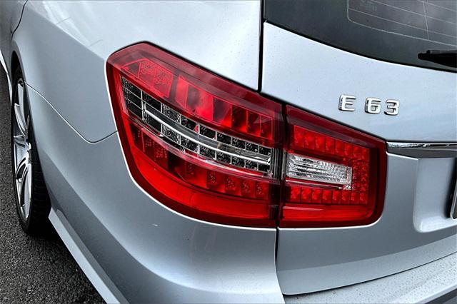 Photo of 2012 Silver Mercedes-Benz E-Class