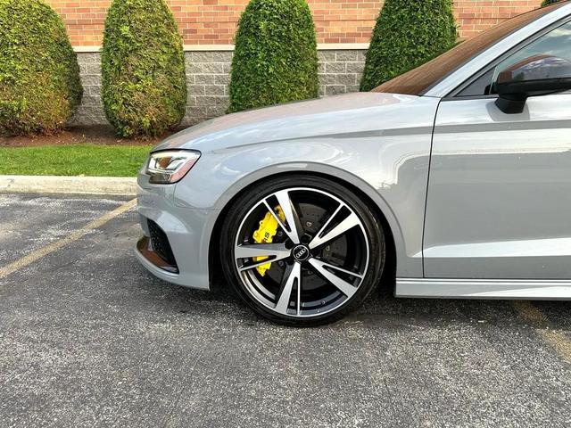Photo of 2018 Gray Audi RS 3