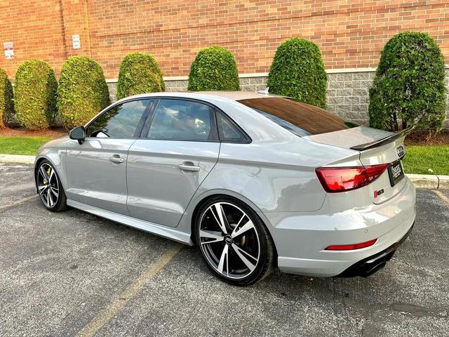 Photo of 2018 Gray Audi RS 3