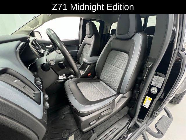 Photo of 2021 Black Chevrolet Colorado