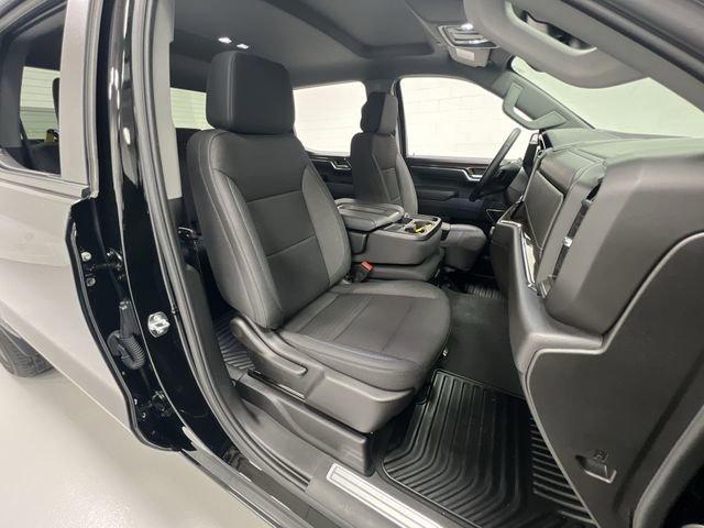 Photo of 2024 Black Chevrolet Silverado 1500
