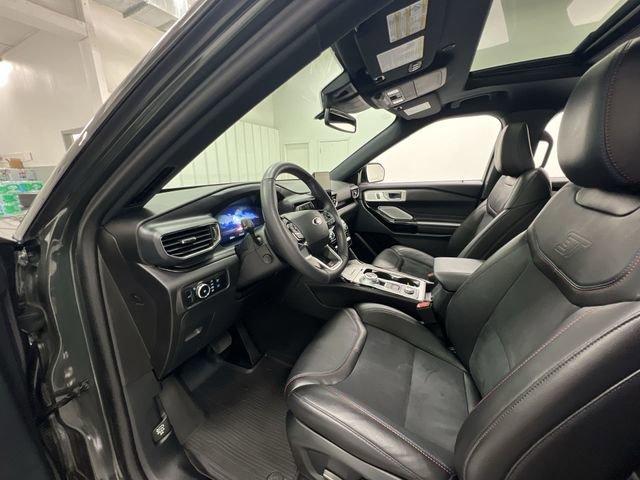 Photo of 2024 Forged Green Metallic Ford Explorer