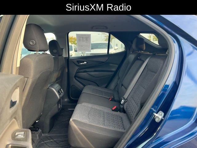 Photo of 2022 Blue Glow Metallic Chevrolet Equinox