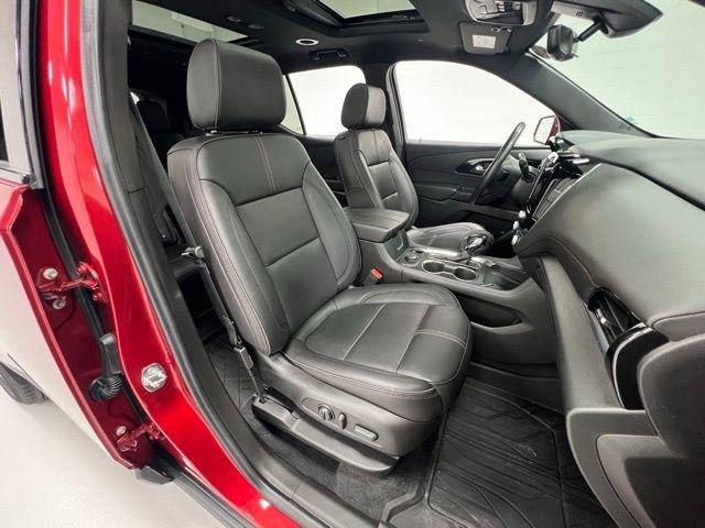 Photo of 2022 Cherry Red Tintcoat Chevrolet Traverse