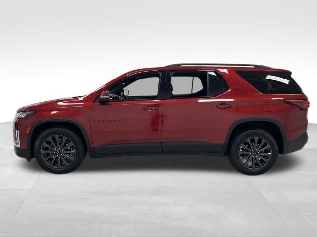 Photo of 2022 Cherry Red Tintcoat Chevrolet Traverse