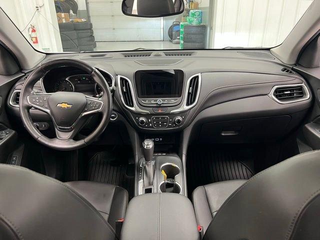 Photo of 2019 Summit White Chevrolet Equinox