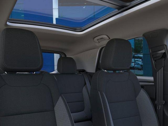 Photo of 2026 Summit White Chevrolet Trailblazer