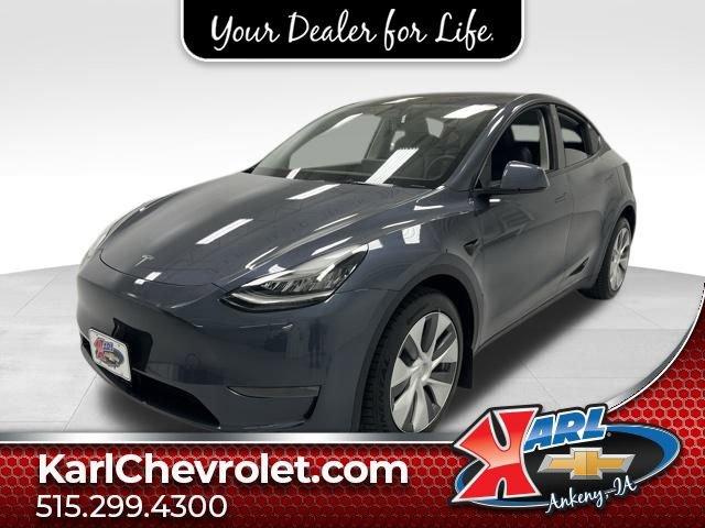 Photo of 2023 Gray Tesla Model Y