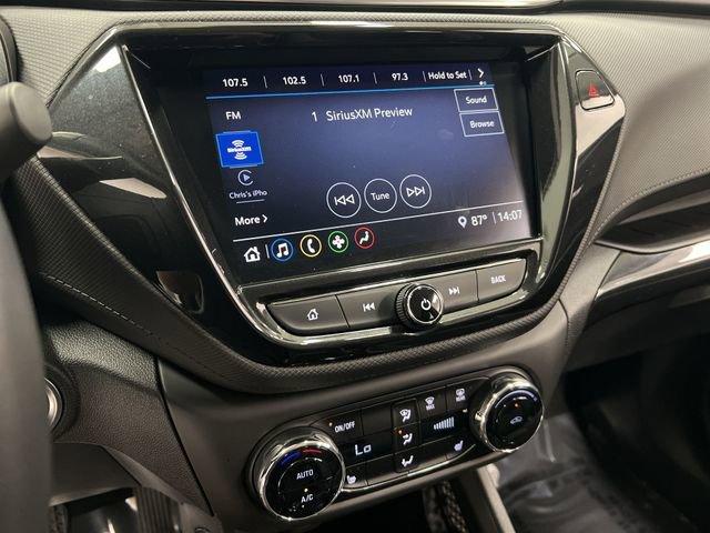 Photo of 2021 Summit White Chevrolet Trailblazer