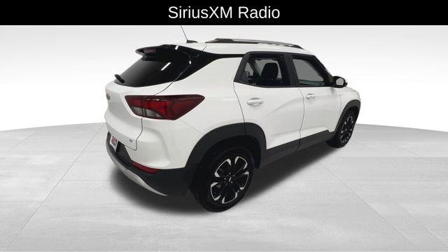 Photo of 2021 Summit White Chevrolet Trailblazer