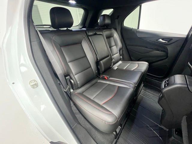 Photo of 2022 Summit White Chevrolet Equinox