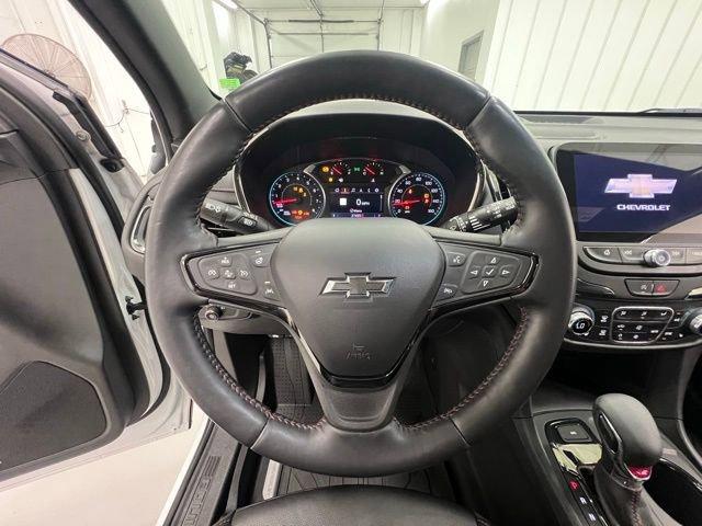 Photo of 2022 Summit White Chevrolet Equinox