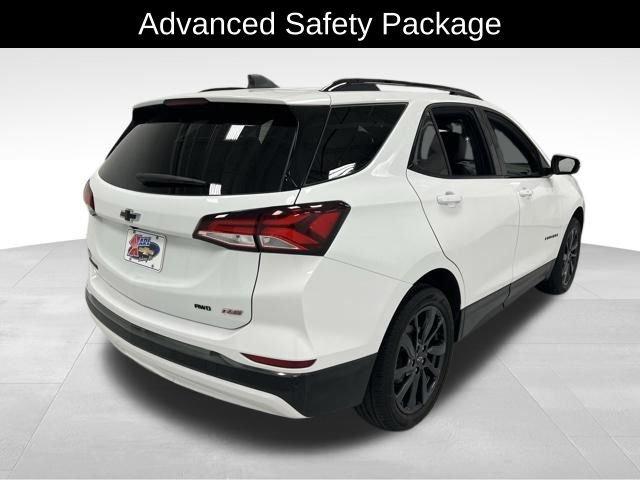 Photo of 2022 Summit White Chevrolet Equinox