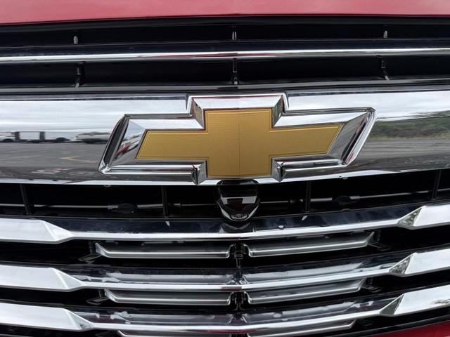 Photo of 2025 Radiant Red Tintcoat Chevrolet Suburban