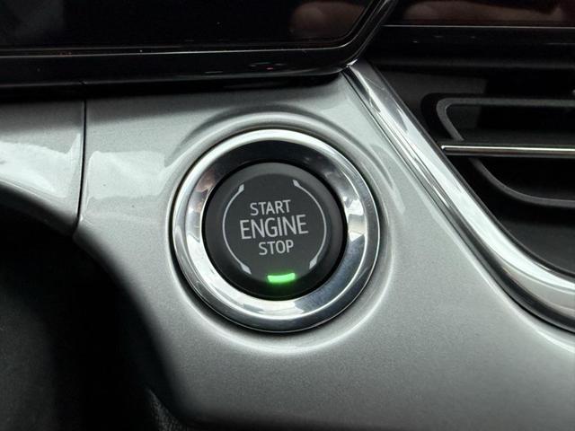 Photo of 2025 Summit White Chevrolet Trax