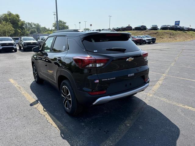 Photo of 2026 Mosaic Black Metallic Chevrolet Trailblazer