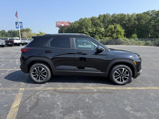 Photo of 2026 Mosaic Black Metallic Chevrolet Trailblazer