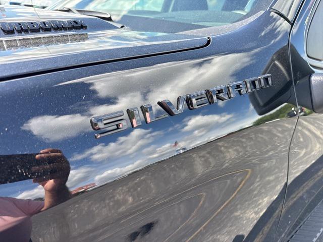 Photo of 2026 Black Chevrolet Silverado 1500