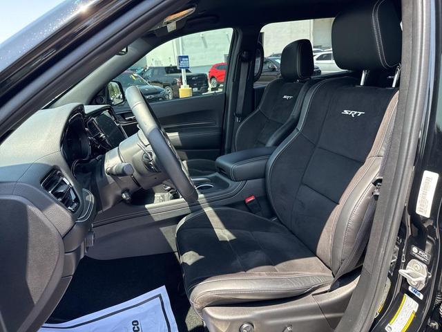 Photo of 2023 DB Black Crystal Clearcoat Dodge Durango