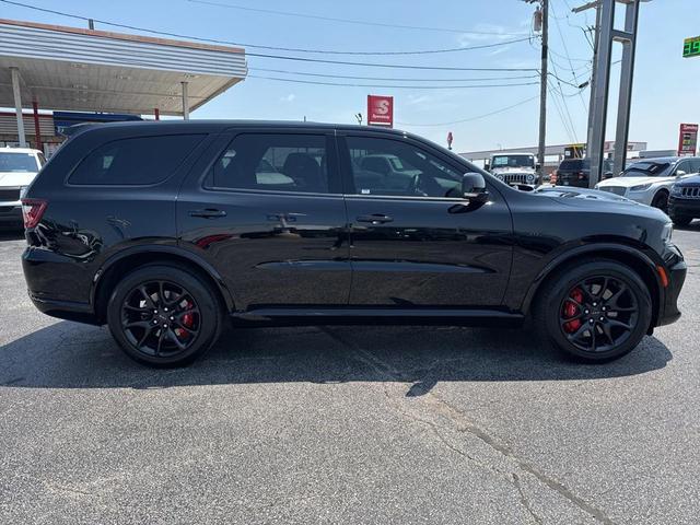 Photo of 2023 DB Black Crystal Clearcoat Dodge Durango