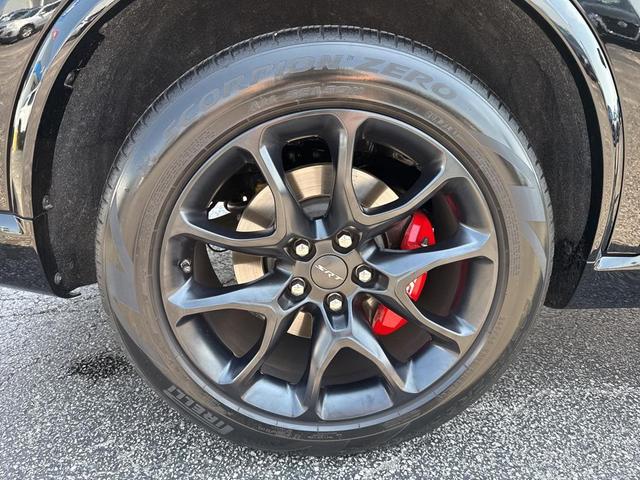 Photo of 2023 DB Black Crystal Clearcoat Dodge Durango