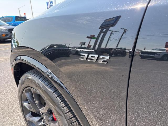 Photo of 2023 DB Black Crystal Clearcoat Dodge Durango
