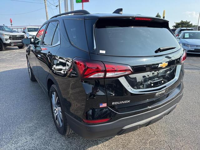 Photo of 2024 Mosaic Black Metallic Chevrolet Equinox