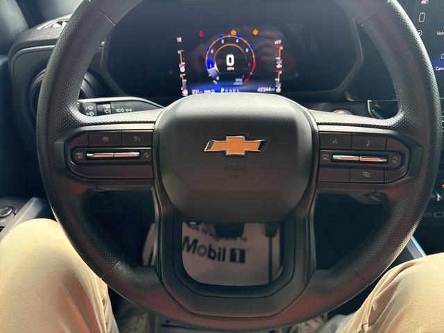 Photo of 2023 Sterling Gray Metallic Chevrolet Colorado