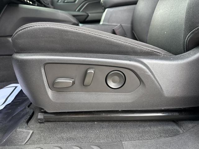 Photo of 2023 Sterling Gray Metallic Chevrolet Colorado