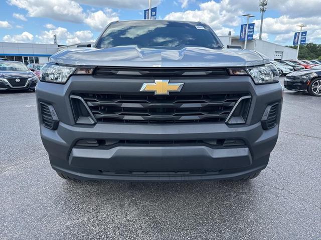 Photo of 2023 Sterling Gray Metallic Chevrolet Colorado