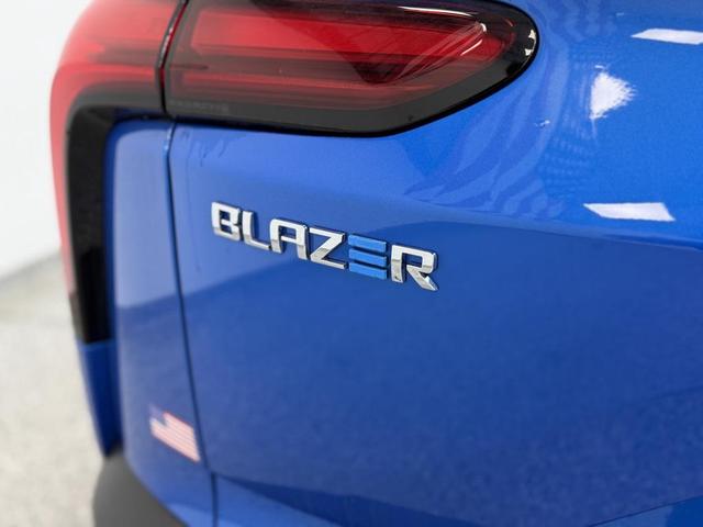 Photo of 2025 Riptide Blue Metallic Chevrolet Blazer EV