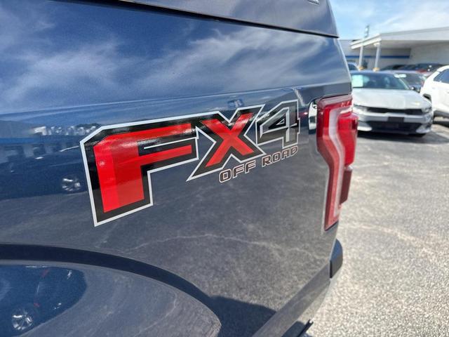 Photo of 2017 Blue Jeans Metallic Ford F-150
